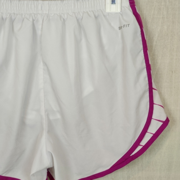Nike White Dri-Fit Running Shorts Size Medium - Picture 3 of 9